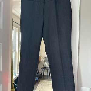 Ann Taylor women’s navy trouser Pants- 12